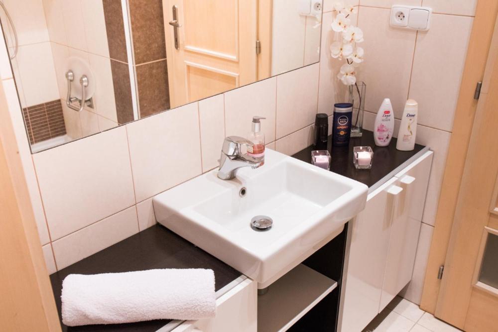 In The Hearth Of The City Centre, Old Town Square - 3Min Apartment Prague Luaran gambar